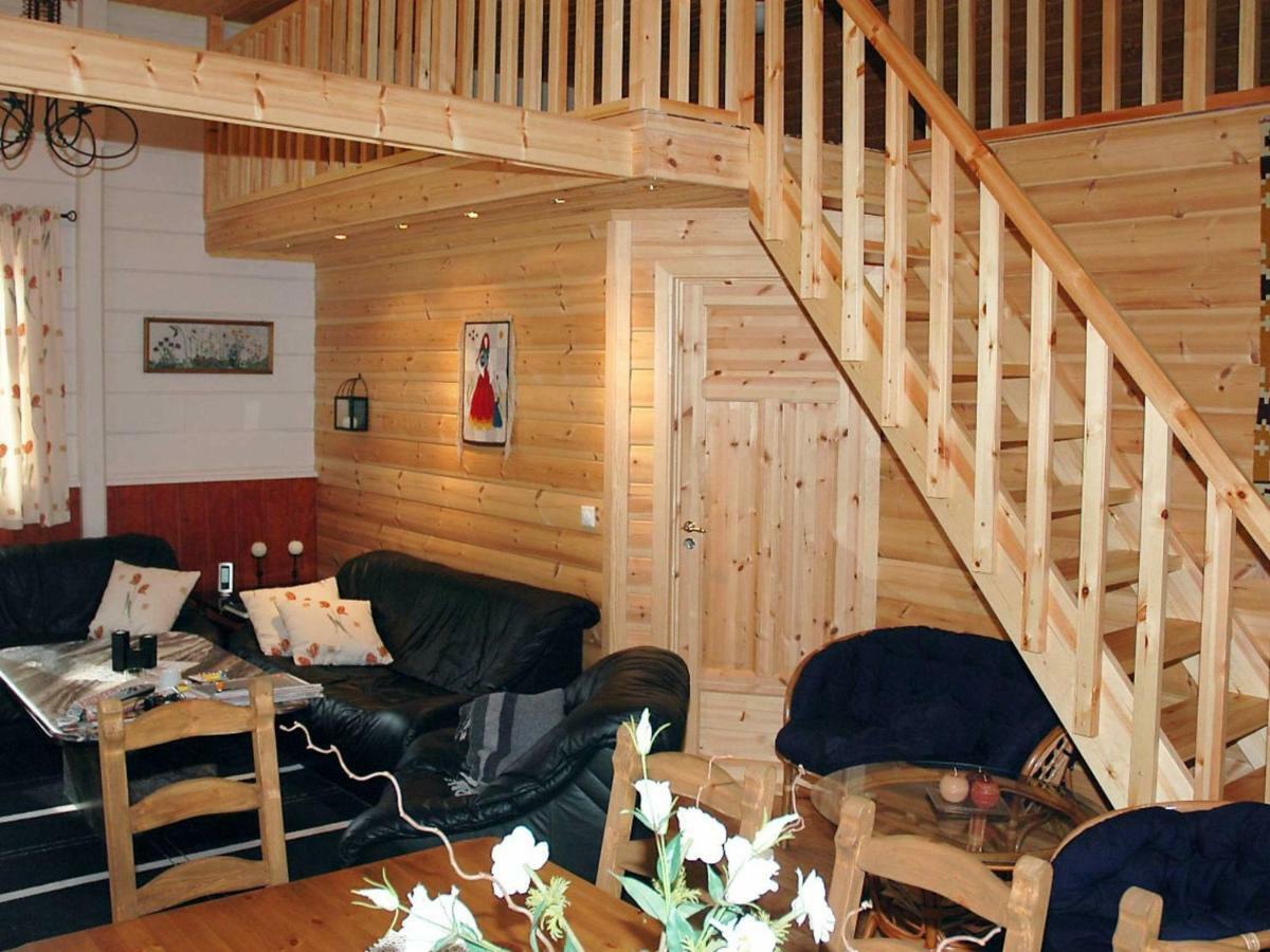 Three-Bedroom Holiday Home In Isfjorden Torvik エクステリア 写真